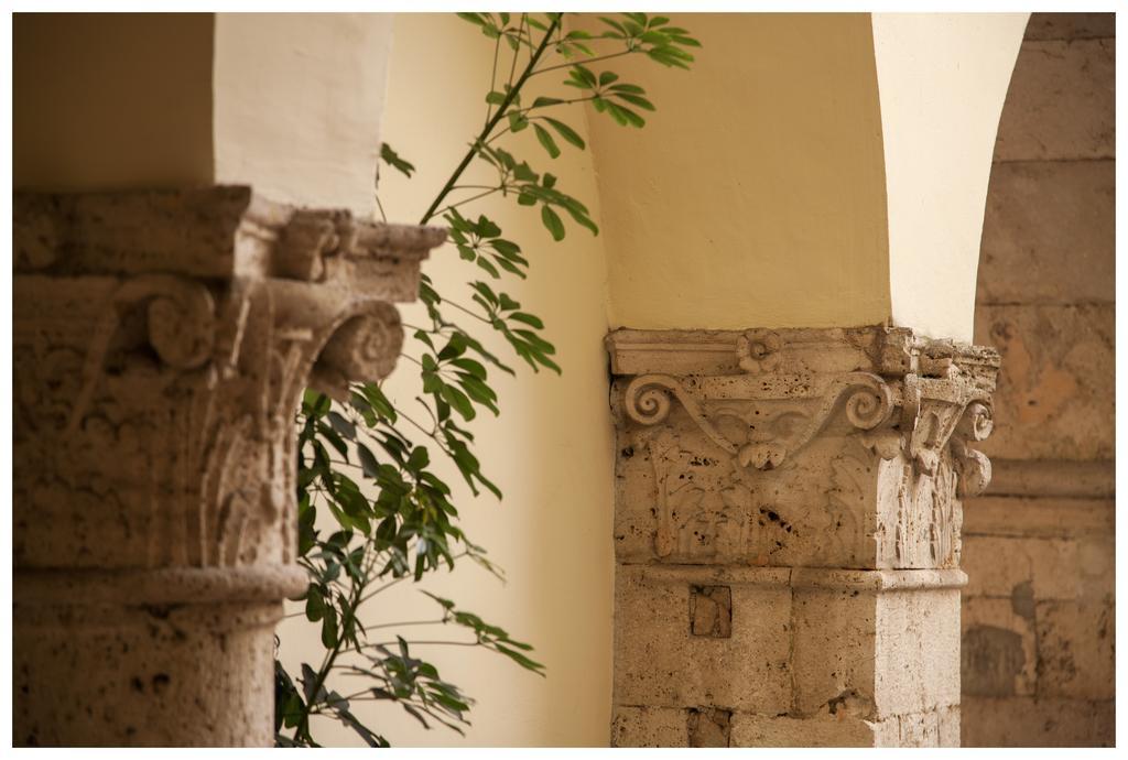 Palazzo Guiderocchi Hotel Ascoli Piceno Exterior photo